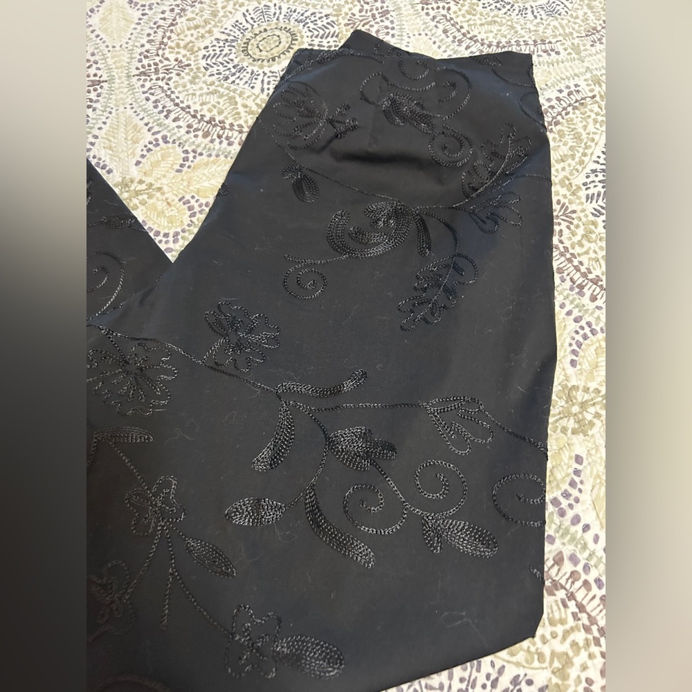 Elegant Black Embroidered Floral Pants by Norm Thompson- Side Zip- EUC-Size 12
